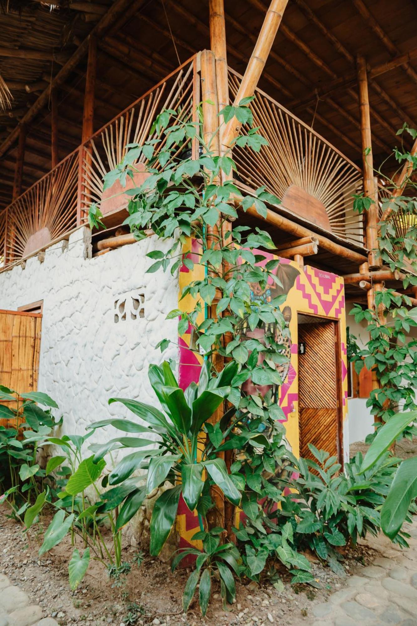 Kasakola Hotel Palomino Kültér fotó